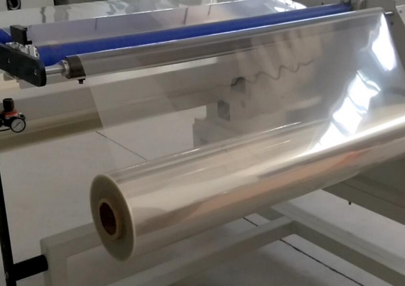 Máquina de rebobinagem de corte de tecido fundido por fusão 
